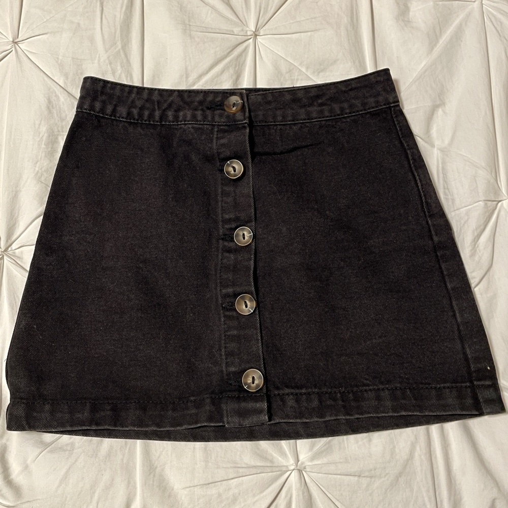 Forever 21 Women’a Denim Skirt